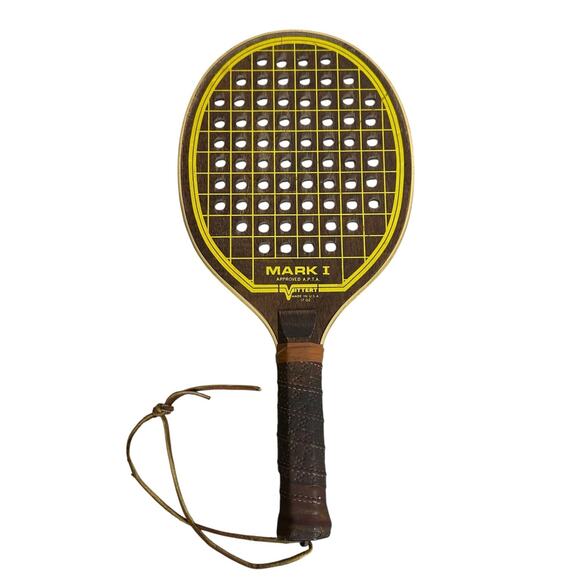 Vintage Vittert MARK I Wooden Racquet Paddle Drilled Holes APTA Approved - Picture 2 of 9